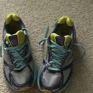 Brooks Running Sneakers